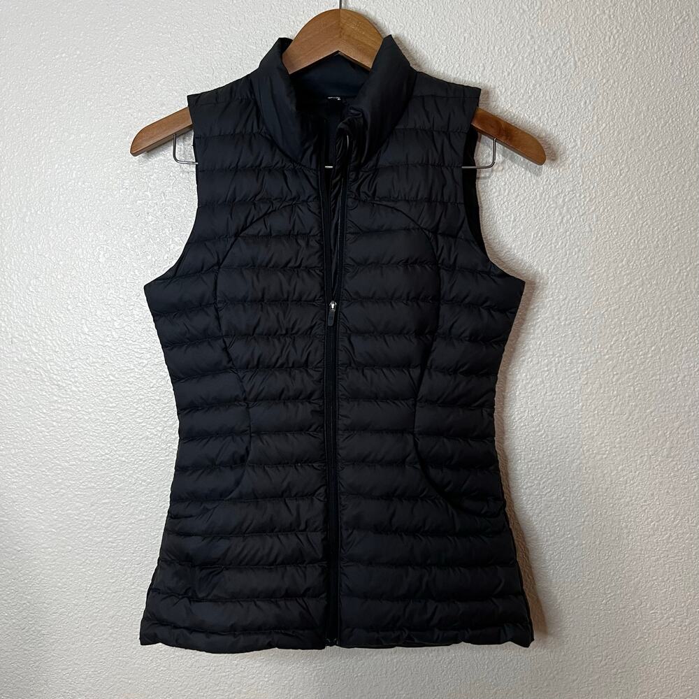 Lululemon Pack It Down Puffer Vest in black 2